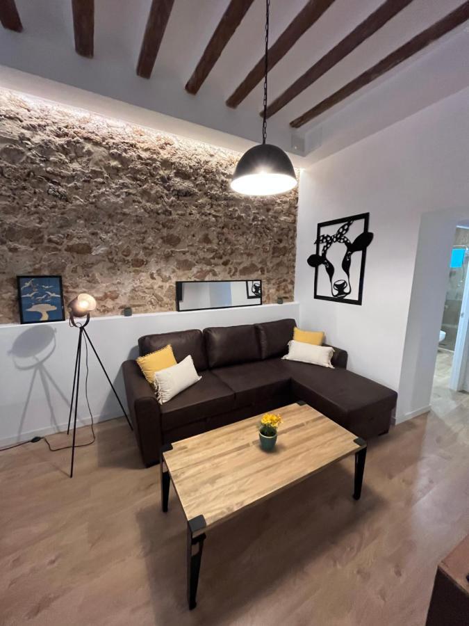 Gatu Premium La Pepa, Preferente Mayores De 25 Anos Y Familias Apartament Cadis